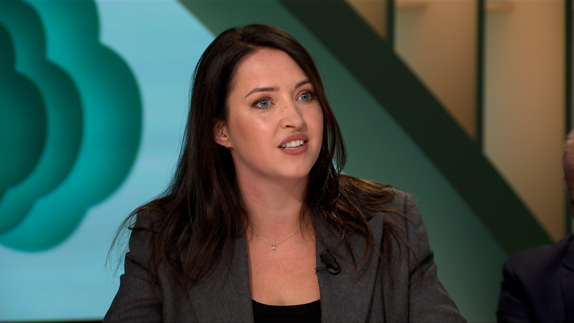 Uitzending.00 23 24 12.still002