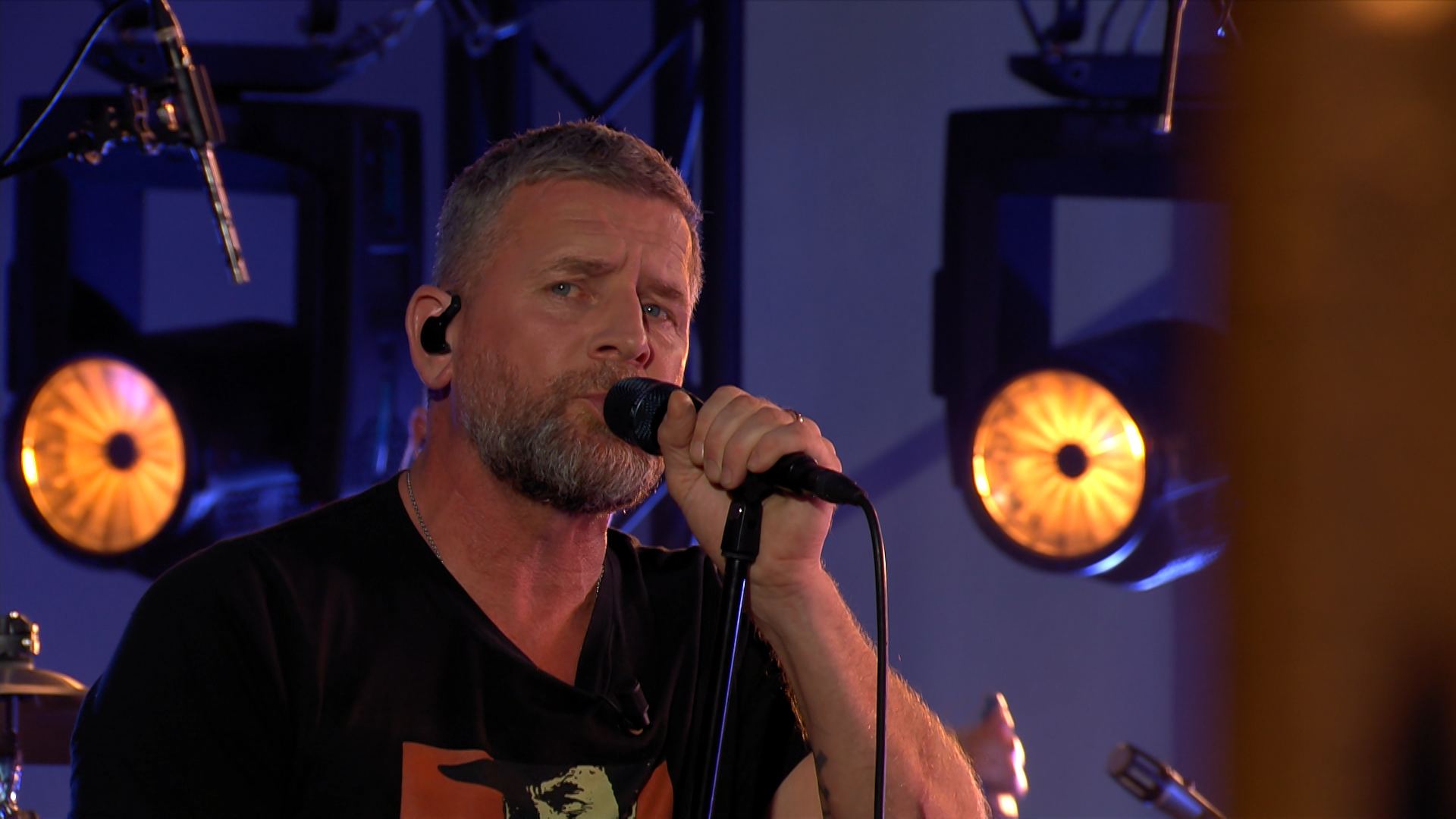 10 Nov Hele Uitzending.mxf.00 48 20 18.still004