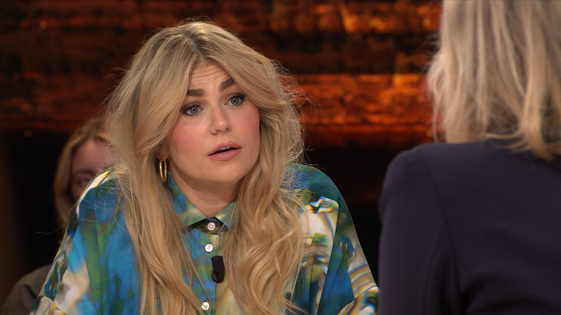 10mrt Tafel 3.mxf.00 01 43 07.still001