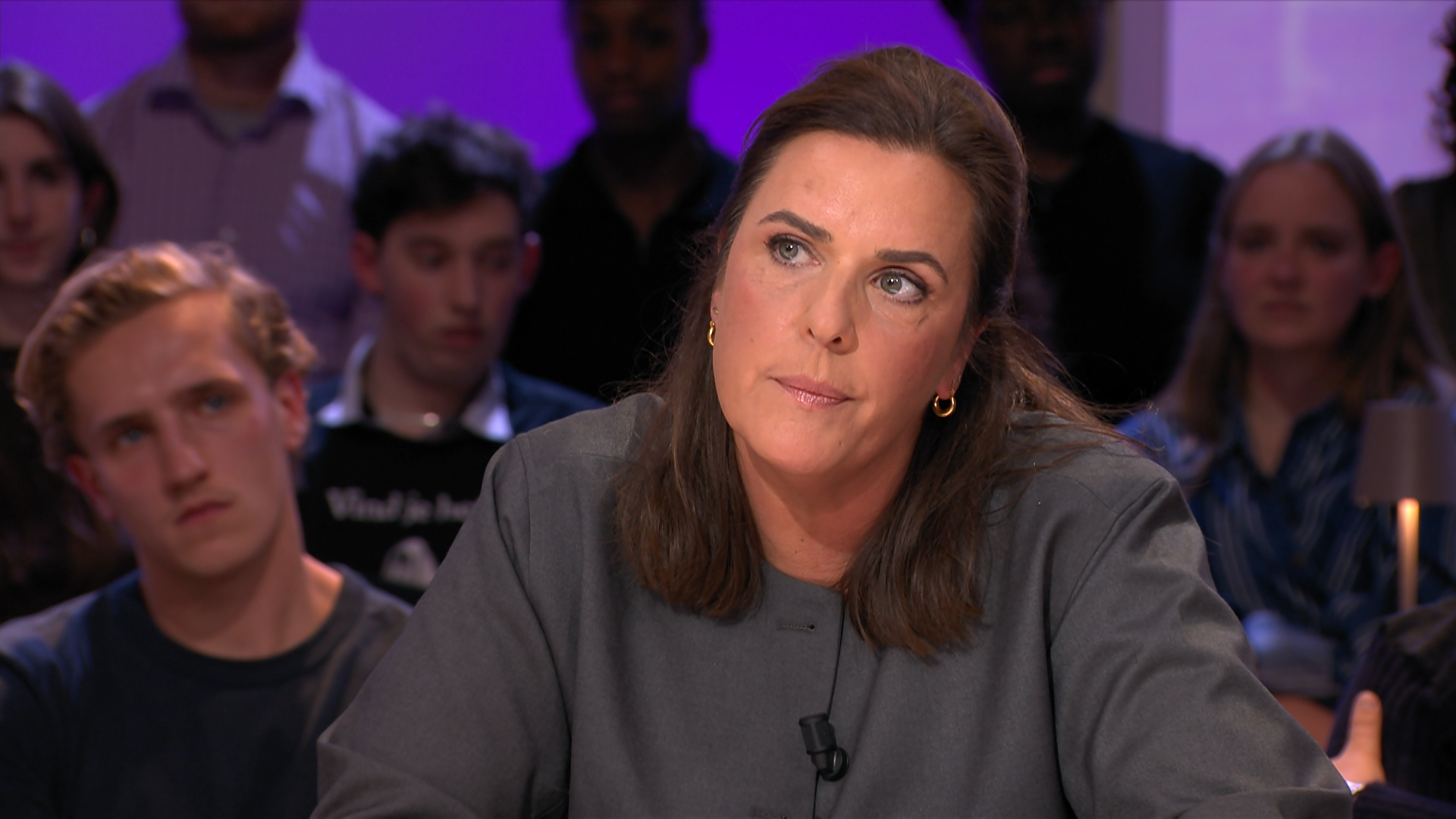 Marco Borsato Opties.00 00 45 21.still001