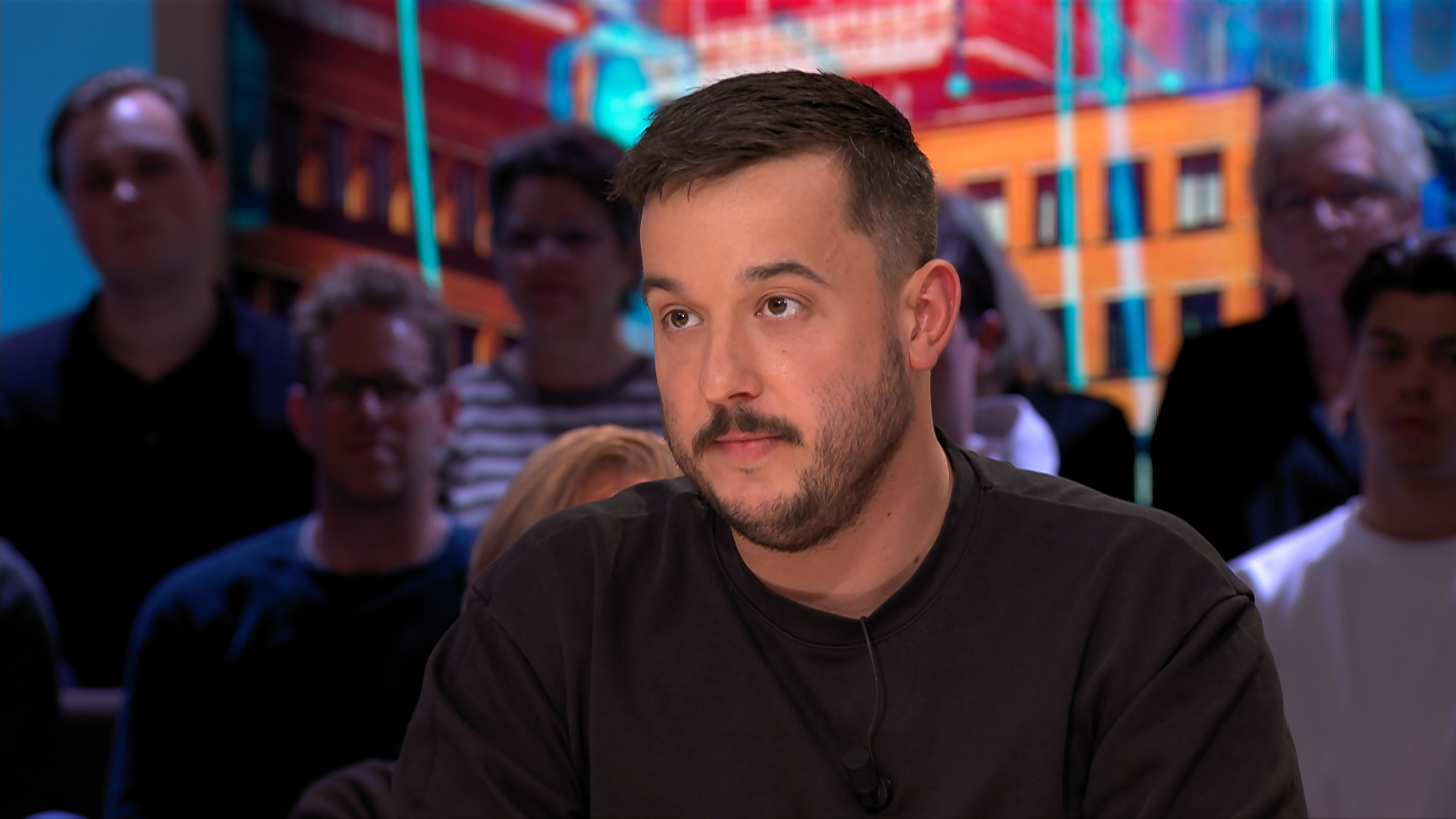 Podcast.00 23 49 03.still001