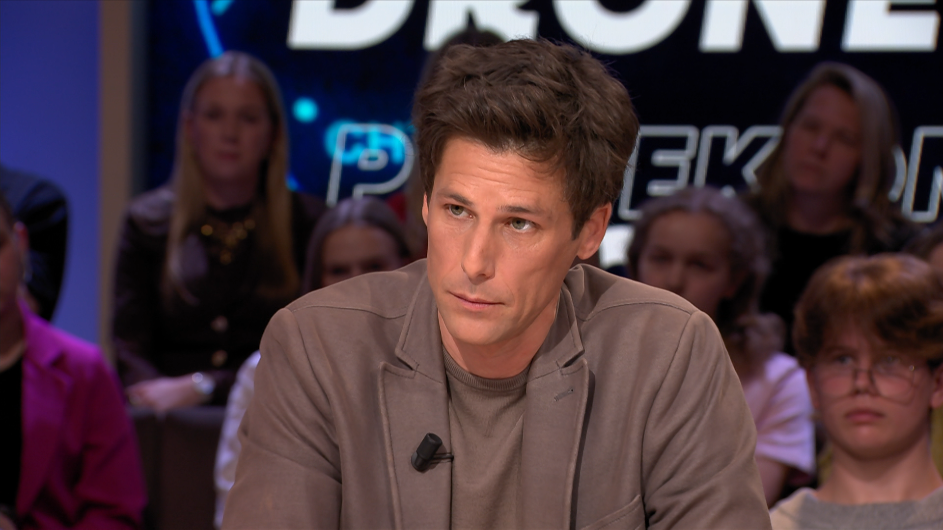 6nov Tafel 3.mxf.00 11 33 01.still001