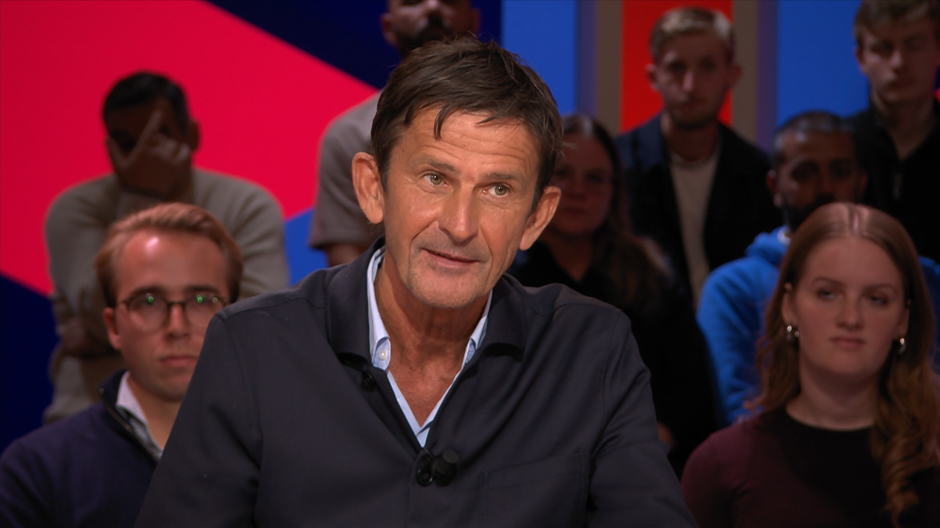 25 Sept Tafel 2.mxf.00 08 49 13.still001