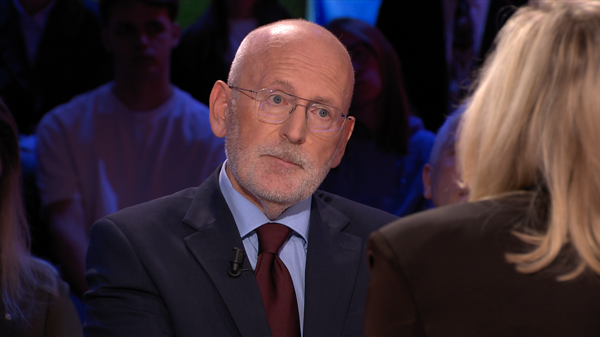 30 Sept Tafel 2.mxf.00 14 12 12.still001